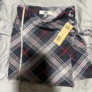 Madden NYC Plaid mini skirt